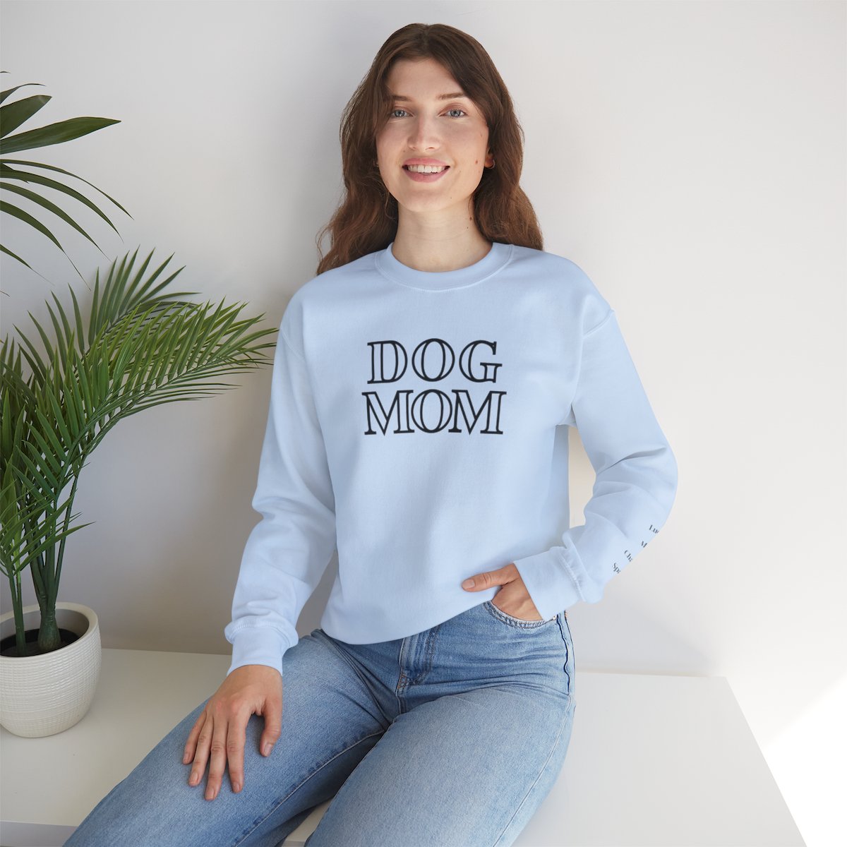 Personalized Dog Mom Heavy Blend™ Crewneck Sweatshirt